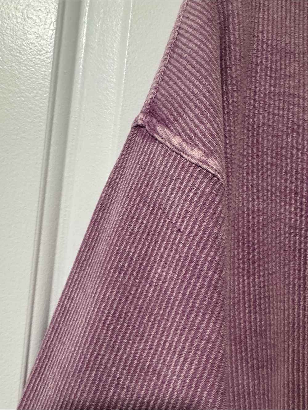 Womens Ribbed Crewneck Sweatshirt in Dusty Lavender - - Picture 4 of 6
